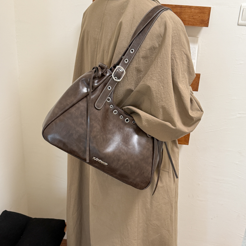 Sacs à bandoulière style vinta - Luxury Bags Vegan avis et prix