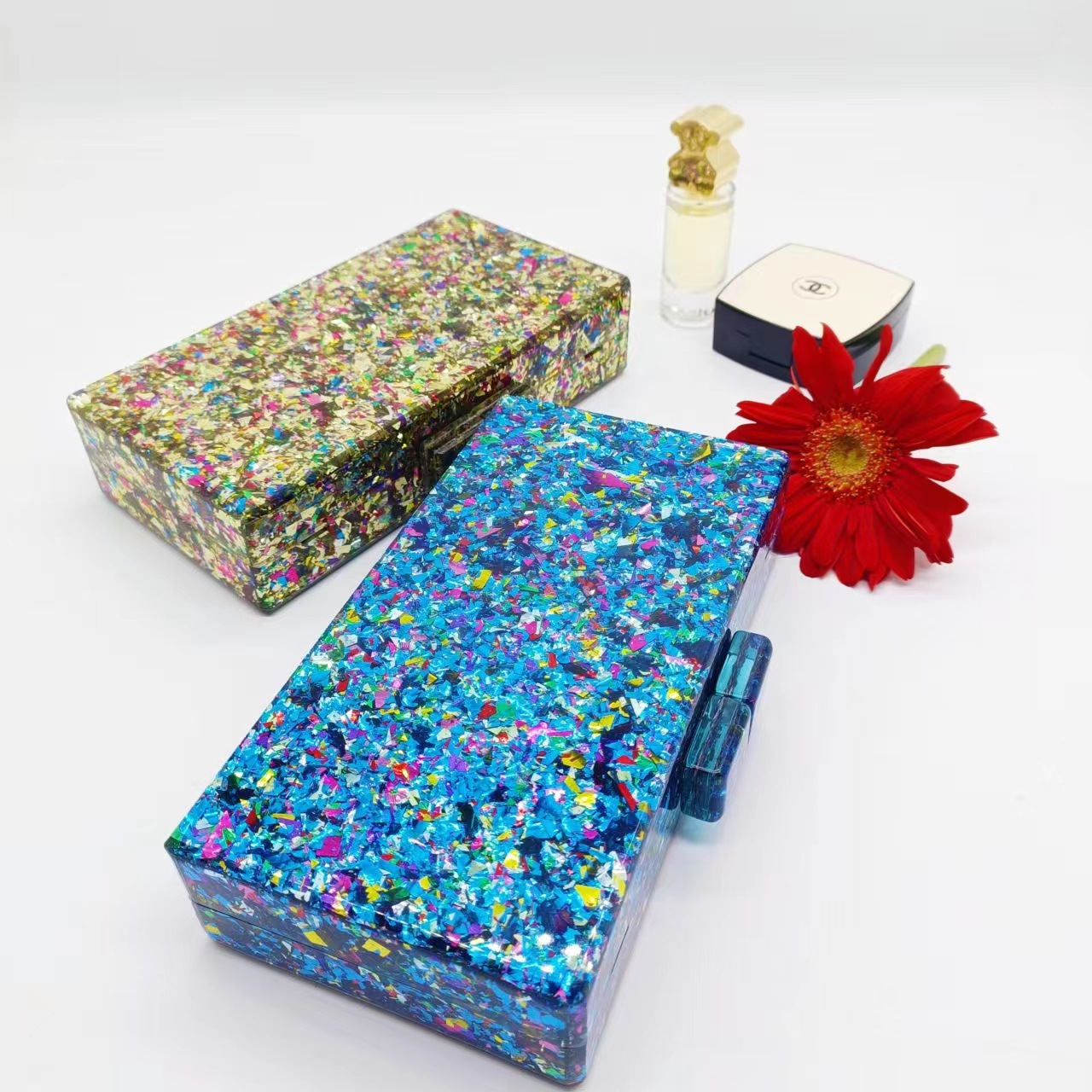 Pochette de luxe en perles acr - Luxury Bags Green avis et prix