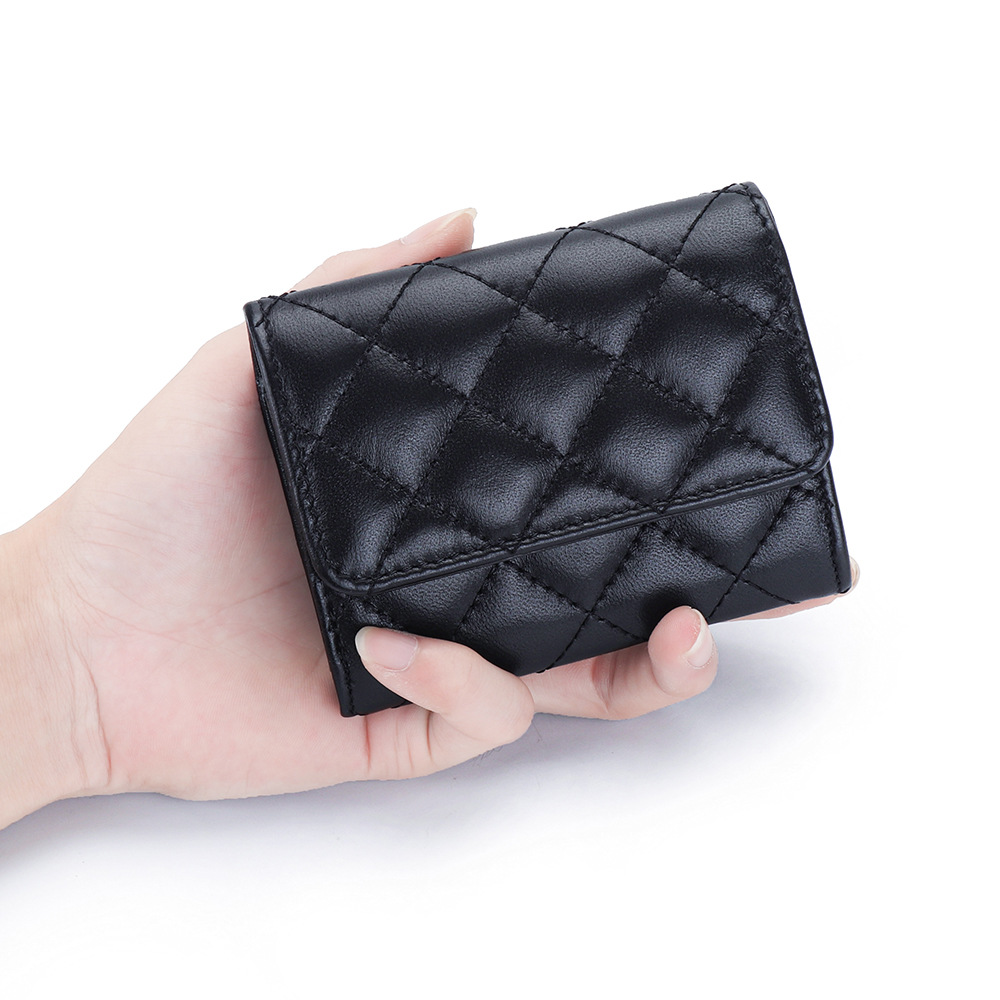 Porte-cartes matelassé en peau - Luxury Bags Names avis et prix